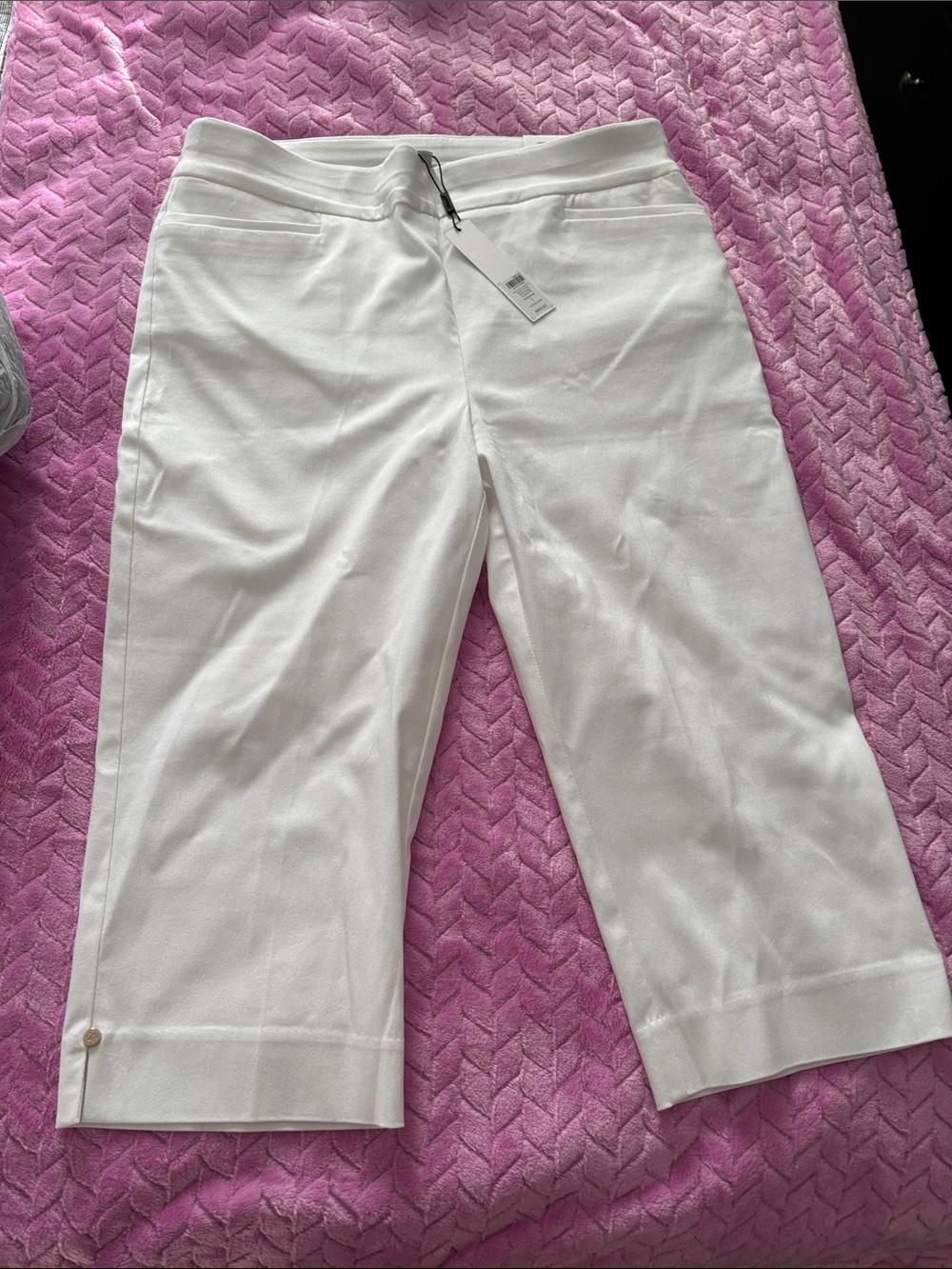 Chico's White Cropped Ponte Pants